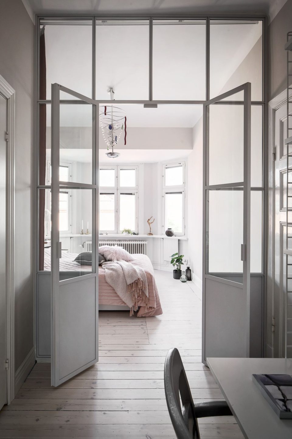 Skapa ett ljusare och mer flexibelt hem med skräddarsydda glasväggar 2 - Smidesrum Skräddarsydda glasväggar - Smidesrum.se